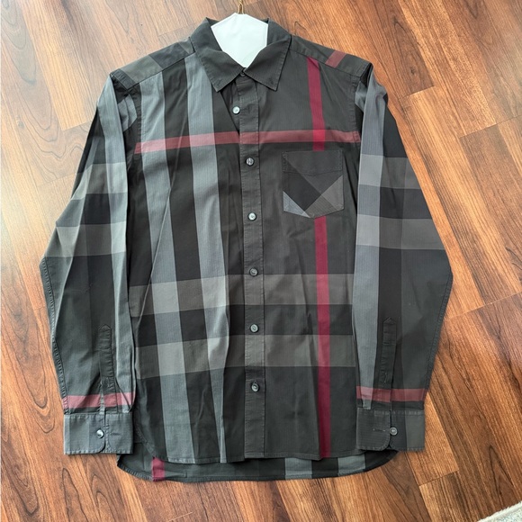 Burberry Black and Gray Plaid Button-Up Shirt with Burgundy Accents